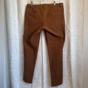 Lululemon Utilitech Terra Cotta colored ABC pants, 34x30 but actual 36x30.